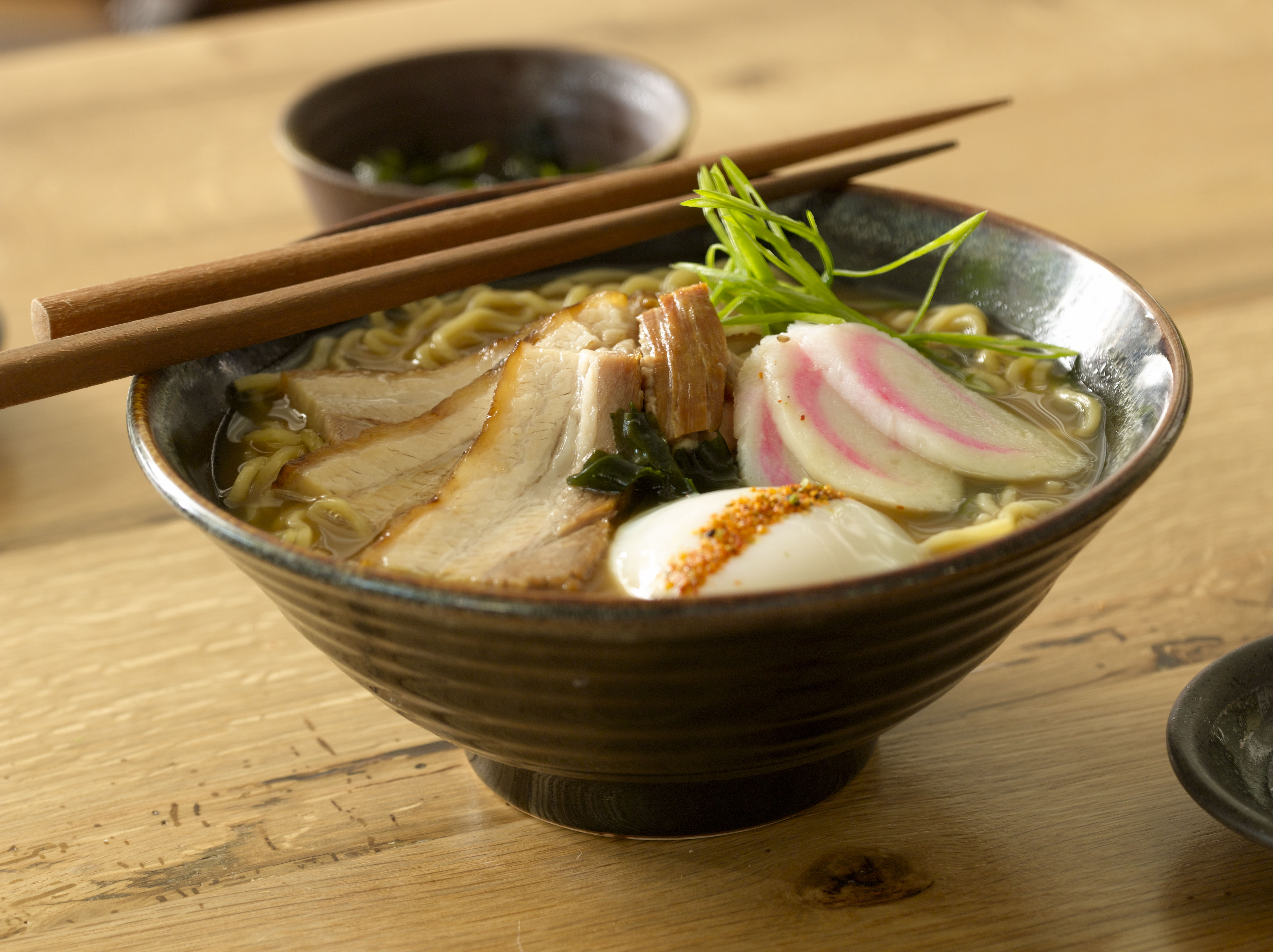 kujirai-ramen-new-way-to-eat-korean-shin-ramen-futuredish